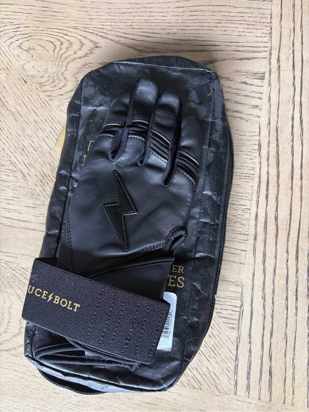 BLACK Bruce Bolt batting gloves Brand New